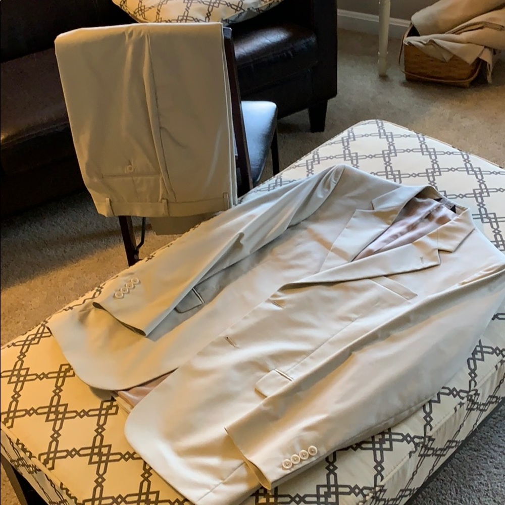 Jos. A. Banks Cotton Suit 40 L